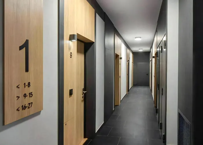 Grupa アパート *